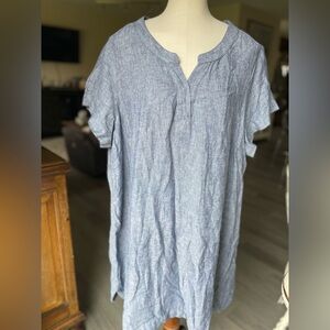 EUC Tahari 100% Linen Classic Distressed Blue short sleeve dress, size 3X.